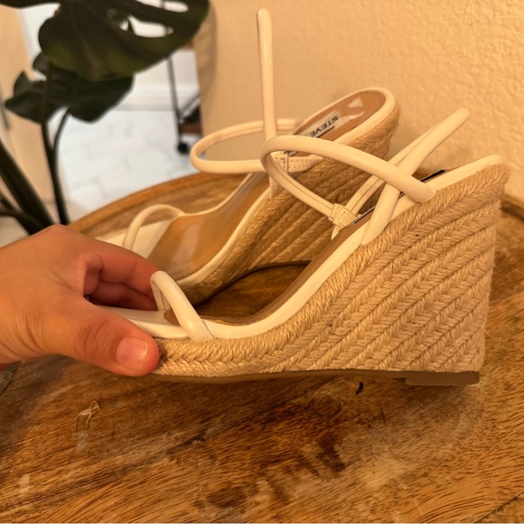 Steve Madden Tan Wedge Sandals - Picture 3 of 9